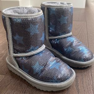 Little girls Ugg sequin boots size 10